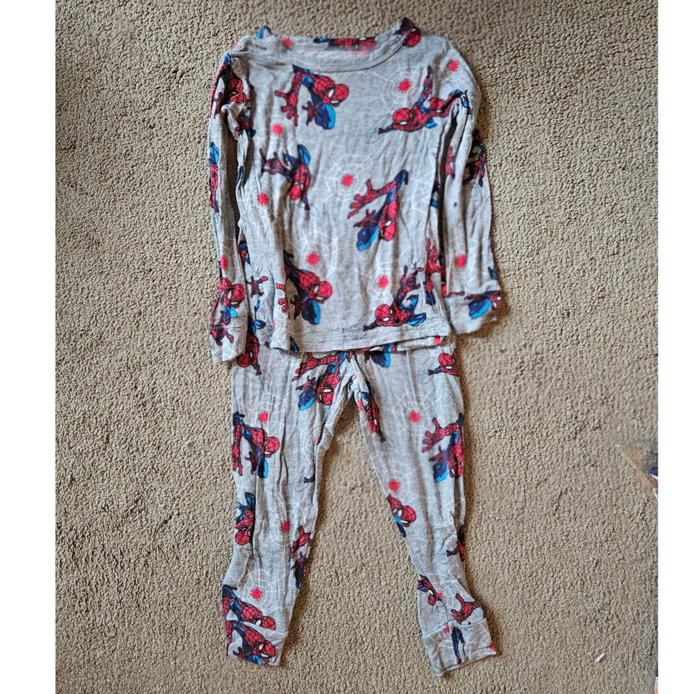 Marvel Spider-Man Gray Web Print Pajama Set Boys 3T